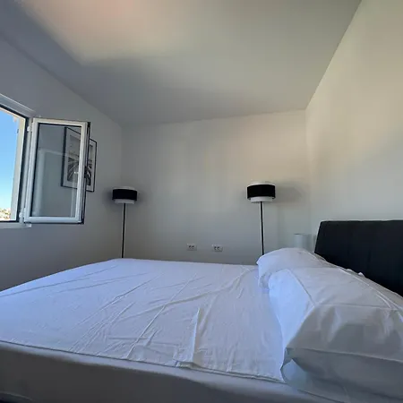 Apartment Bella 2 *