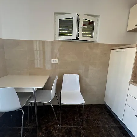 Bella 2 Apartment Trogir